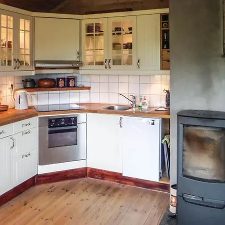 בית נופש 3 Bedroom Nice Home In Voringsfoss Maurset